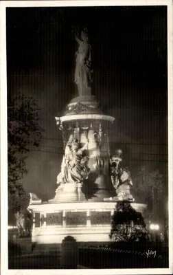 Estátua da República — Paris — edição Les Éditions d'Art, n°126