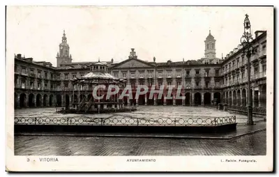Vitória — Praça do Ayuntamiento — L. Reisin, Fotógrafo