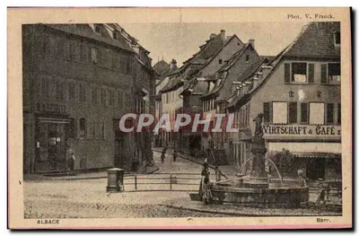 Barr — Praça central com fonte — Fot. V. Franck