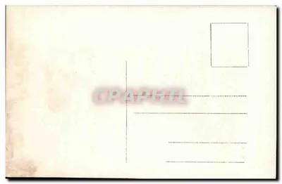 Trzy młode kobiety — w białych strojach — stojące przy ławce w parku — Rewers