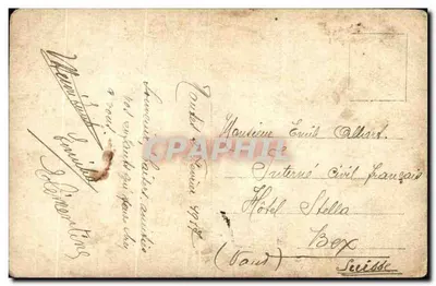 Famiglia — studio fotografico — editore non visibile — Verso