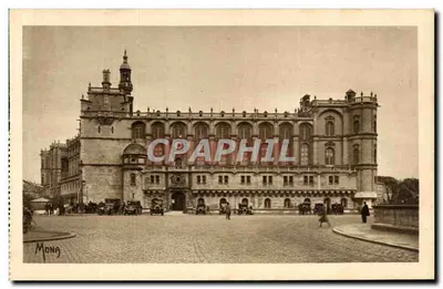 Zamek w Saint-Germain-en-Laye — Frontowa część na placu zamku — Wydawca Mona, nr 751