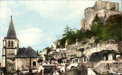 Montrichard (Loir-et-Cher) — A igreja e o donjon do século XI — Imp. Macon