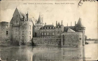 Château de Sully-s-Loire — Manoir féodal (XIVe siècle) — éditeur L. Marchand, n° 1204