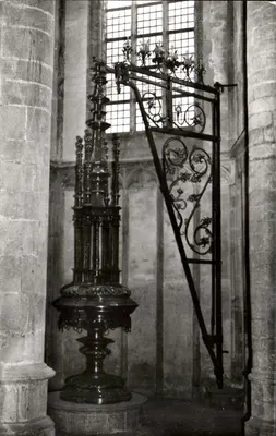 Grote O.L.V. Kerk em Breda — Baptistério e grade de ferro forjado — editor F.M. de Pater, n°962