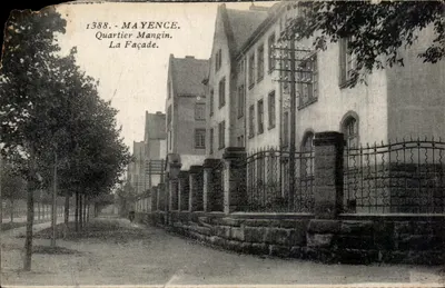 Mayence - Bairro Mangin. A Fachada — 1388.