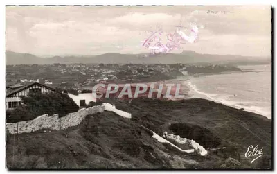 Bilhete postal antigo Bidart Vista da Praia e Guethary no fundo as Três Coroas