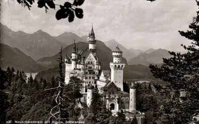 Neuschwanstein — château avec Alp et Schwansee — Photo-Verlag H. Kramer, Oberammergau, n° 600