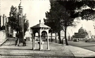 Pilgrims' Memorial, Southampton — vista com fonte e monumento — editor L 5609