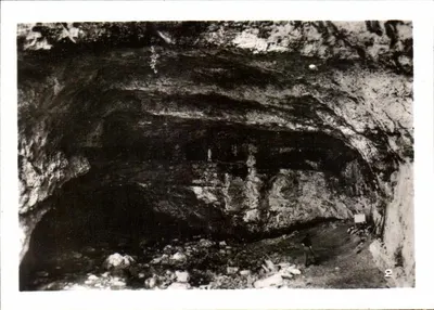 Gruta — vista interior — n°2