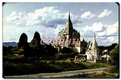 Templo Gawdawpalin, de Pagan — foto de Nyaung Oo Po Cho — editor U NLA Trading, Yangon