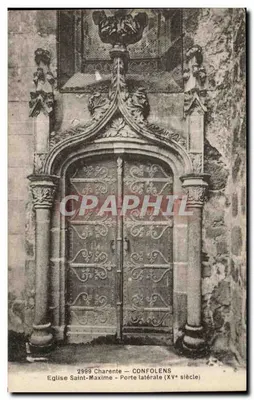 Confolens — porta lateral da igreja Saint-Maxime (século XV)