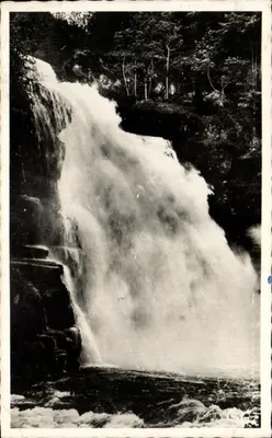 Saut do Doubs — Arredores de Morteau (Doubs) — Bassins e Saut do Doubs (altura 27 metros) — editor MACON