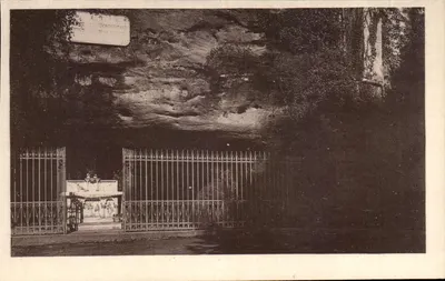 Gruta da água milagrosa — Pelerinagem das Grutas de Santo Antônio — editor S.L.F. n°7