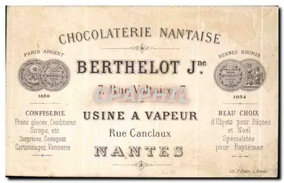 Mała dziewczynka grająca z lalką — ilustracja — Chocolaterie Nantaise Berthelot J. — Rewers