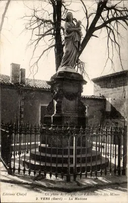 A Virgem — estátua da Virgem com o Menino — Edições Chazèl