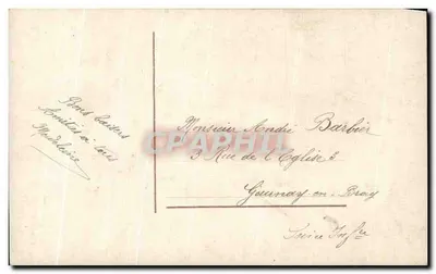 Petite fille jouant avec une poupée — scène de studio avec échelle, chevalet et tableaux — éditeur P.A.P. n° 828 — Verso