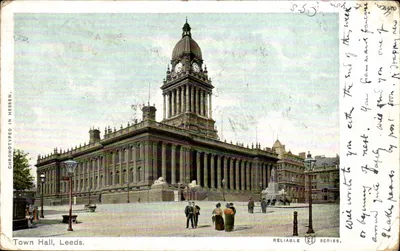 Bilhete postal antigo Town Hall Leeds Série Confiável