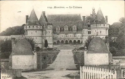 Mesnières — O Castelo — G. Herschau