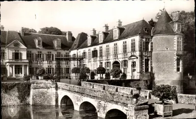 Avaray (Loir-et-Cher) — O Castelo — Edições do LYS
