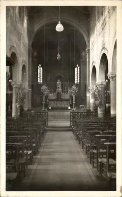 Interior da igreja — Saint-Leu-d'Esserent — Edição « Studio Arthur »