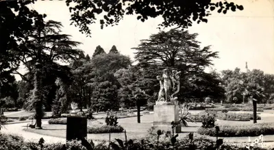 Les jardins du Thabor — Rennes (Il-et-V.) — Les Éditions d'Art, B. 3129