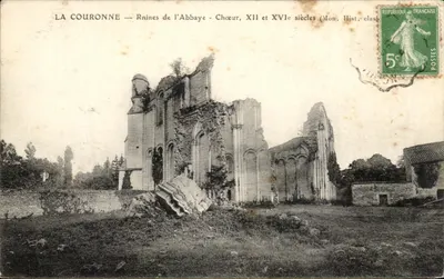 A Coroa — Ruínas da Abadia - Nave, séculos XII e XVI (Mon. Hist. class.)