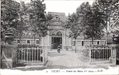 Vichy — Entrée des Bains 2ème classe — G.D.