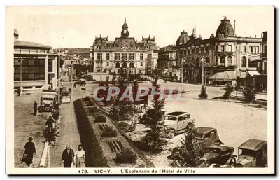 Vichy — L'Esplanade de l'Hôtel de Ville — Éd. La Cigogne, n° 479