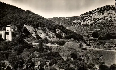 Gorges do Hérault — Barragem perto de Saint-Guilhem — Photo Imprimerie Malcon