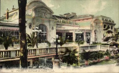 Vichy — A Fachada do Cassino — LL.