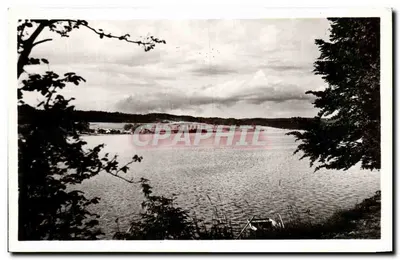 Malbuisson (Doubs) — Promenade dos bordos do lago — Cirché Les Ams de Malbuisson