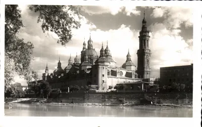 Zaragoza — Sanctuaire de 'El Pilar' — Falconat ARRIBAL
