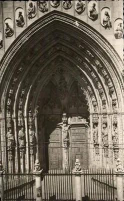 Toledo — Porta dos Leões da Catedral — E.F.I. Madrid, n°17
