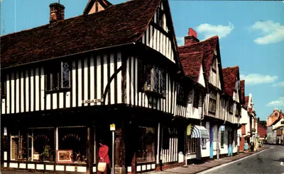 St Nicholas Street — edifícios com colmios — Colourmaster International, série IPS 55