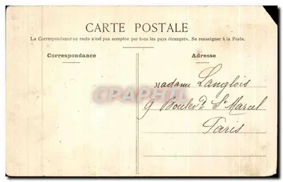 Stara pocztówka Compiegne Regiment d'infanterie wracający do kwartalu militaria — Rewers