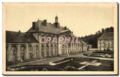 Antiga Abadia de Prémontré — Edifício Central e Capela (Século XVIII) — Héliosca sobre Cormier Macron