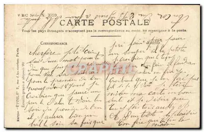 Mulher com capa forrada segurando um pinheiro — Feliz Natal — Émile ÉCOIL, Paris, série N. 3900 — Verso