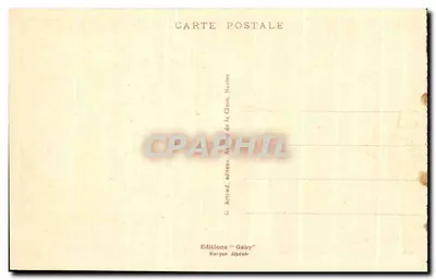 Caen - Rue Saint-Pierre — vista de la calle con iglesia en fondo — Gaby, n°76 — Reverso