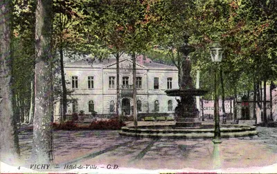 Vichy — Hotel-de-Ville — G.D.