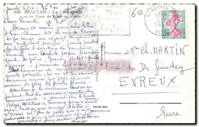 Beauvais — Kathedraal en torens van het Paleis van Justitie — Achterkant