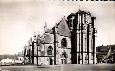 Igreja de Nossa Senhora — Mortagne-au-Perche (Orne) — Edição E. Mignoix
