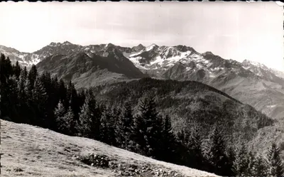 Dauphiné-Isère — Allevard Le Collet (1621 m) — Vue sur la Chaîne du Puy Gris (2911 m) et Glacier du Gleyzin — Édition Albert FETIGER