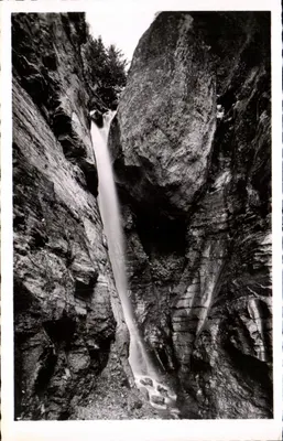Allevard-les-Bains — Cascade du Buisson ou de la Pierre tombante — Albert Feugier, Édition de « La Maison Alpine »