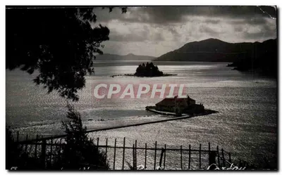 Ilha de Corfu — Vista do lago com ilha e casa — Edição Club Méditerranée