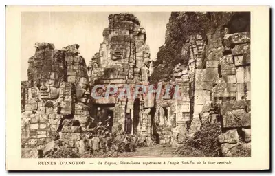 Ruínas de Angkor — O Bayon, Plataforma superior no canto sudeste da torre central — Edição Photo NADAL Saïgon 149
