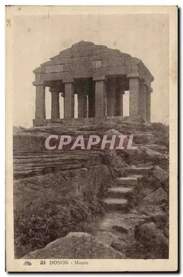 Donon - Museu — Templo antigo sobre rocha — Musaphil, n°22