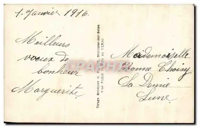 Menina vestindo um vestido listrado segurando uma coroa de Natal — E.M. 138 — Verso
