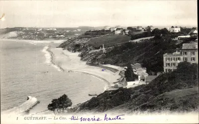 Guéthary — A Costa. — À maré alta