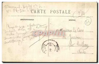 Paray-le-Monial — Interno della Cappella della Visitazione dove il Sacro Cuore si è rivelato a Marguerite-Marie per stabilire il Suo Regno (70 apparizioni da 1673 a 1690) — N.R. — Verso